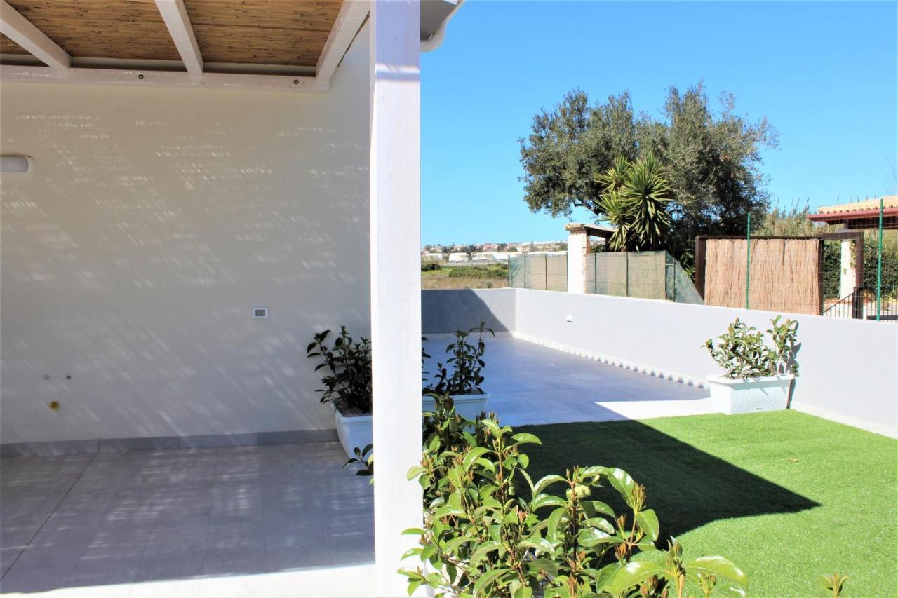 Casa Malaga Apartment มารีนาดีรากูซา ภายนอก รูปภาพ