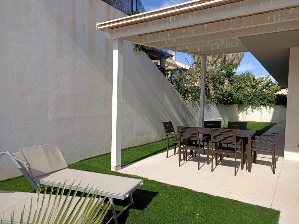 Casa Malaga Apartment มารีนาดีรากูซา ภายนอก รูปภาพ