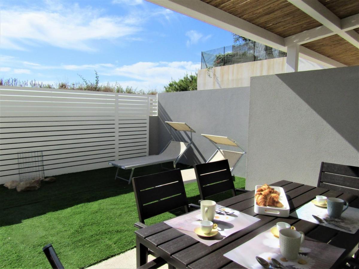 Casa Malaga Apartment มารีนาดีรากูซา ภายนอก รูปภาพ