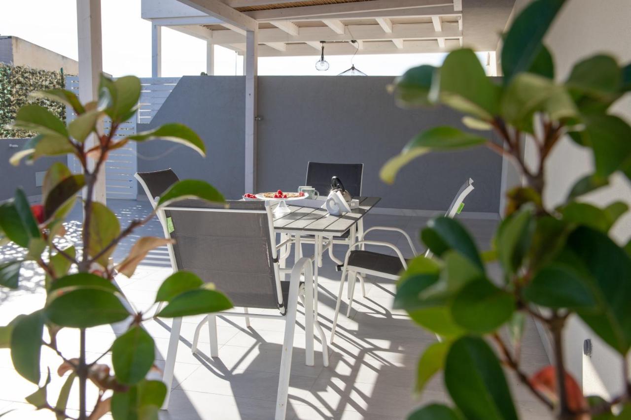 Casa Malaga Apartment มารีนาดีรากูซา ภายนอก รูปภาพ