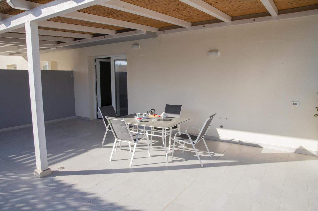 Casa Malaga Apartment มารีนาดีรากูซา ภายนอก รูปภาพ