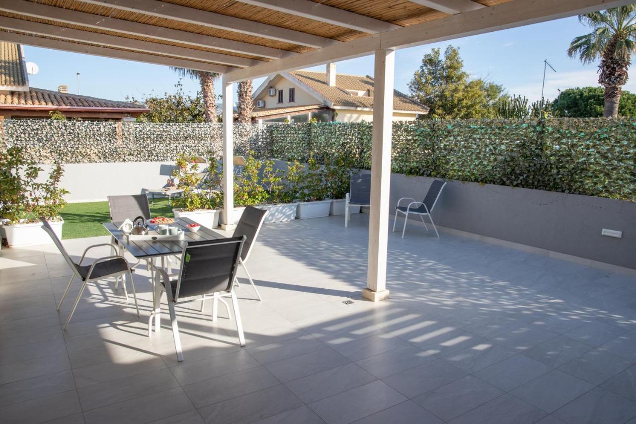 Casa Malaga Apartment มารีนาดีรากูซา ภายนอก รูปภาพ