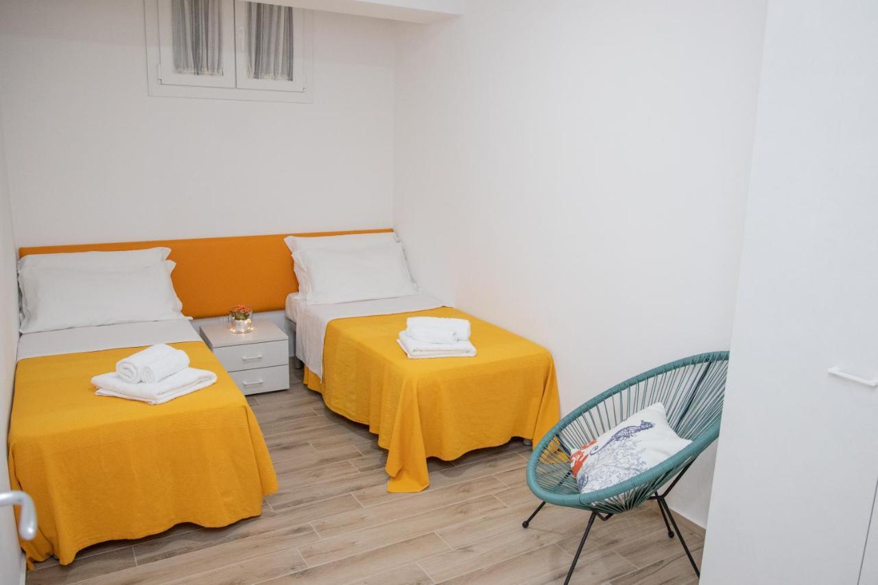 Casa Malaga Apartment มารีนาดีรากูซา ภายนอก รูปภาพ