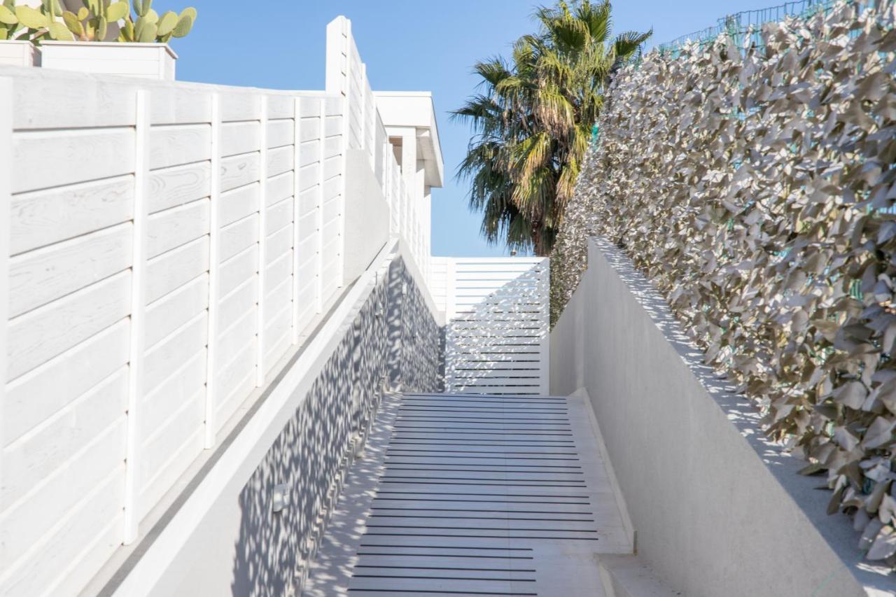 Casa Malaga Apartment มารีนาดีรากูซา ภายนอก รูปภาพ