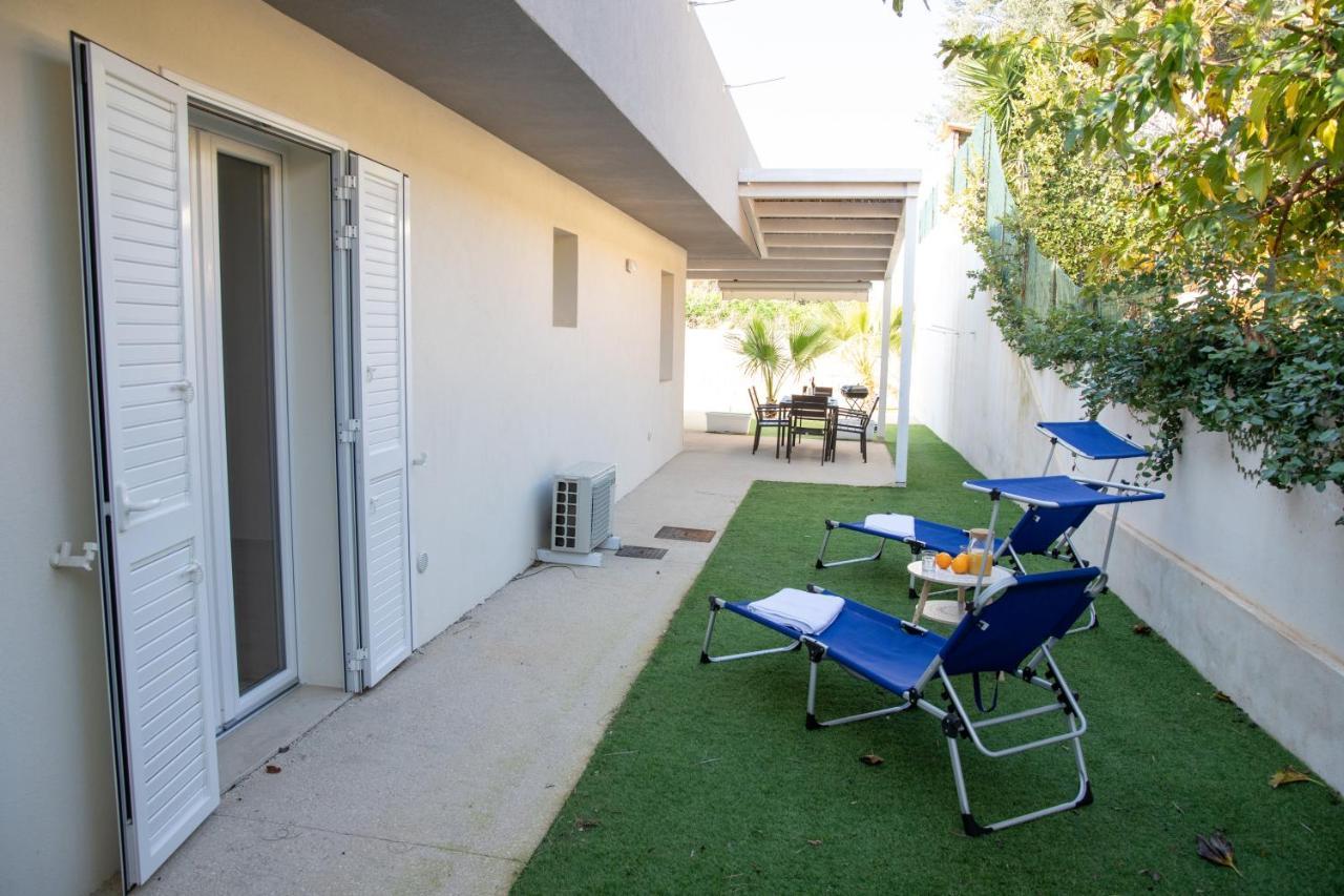 Casa Malaga Apartment มารีนาดีรากูซา ภายนอก รูปภาพ